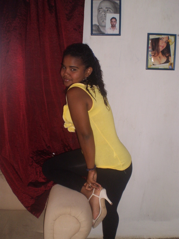 Date this delightful Dominican Republic girl Alexandra from La Romana DO6405