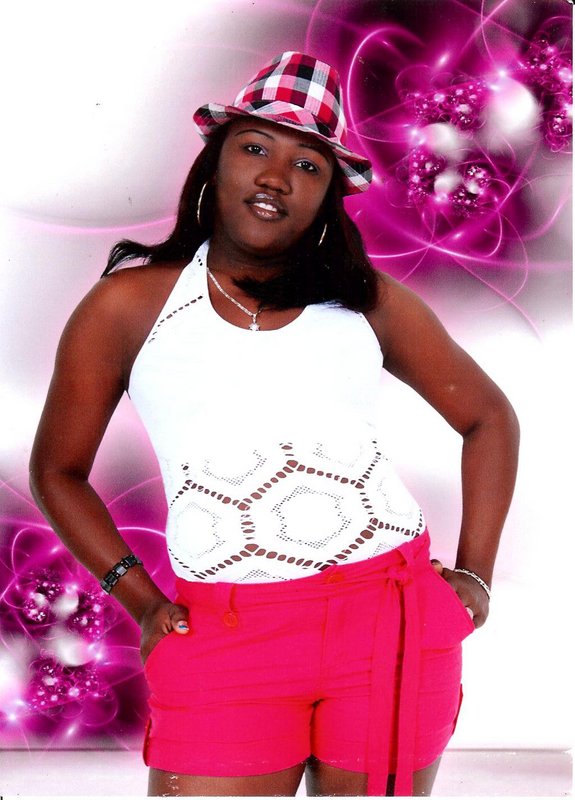 Date this lovely Dominican Republic girl Yenesy from Santiago DO6423