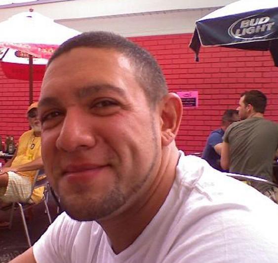 Date this funny United Kingdom man Leo2014 from Dundee GB468