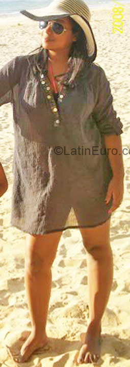 Date this sultry Dominican Republic girl Steffy from Santiago DO6710