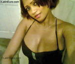 good-looking Dominican Republic girl Yanet from Santo Domingo DO6759