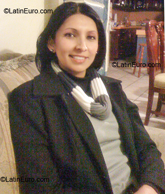 Date this foxy Mexico girl Mina from Zamora MX292