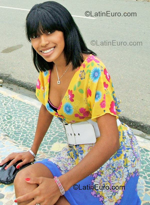 Date this georgeous Dominican Republic girl Maria from Moca DO7461