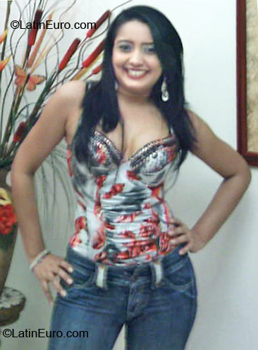 Date this voluptuous Colombia girl Rosario Gutierr from Barranquilla CO6441