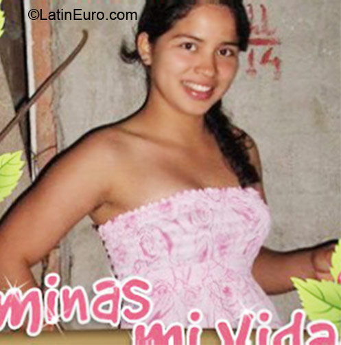 Date this charming Ecuador girl Flor from Guayaquil EC76
