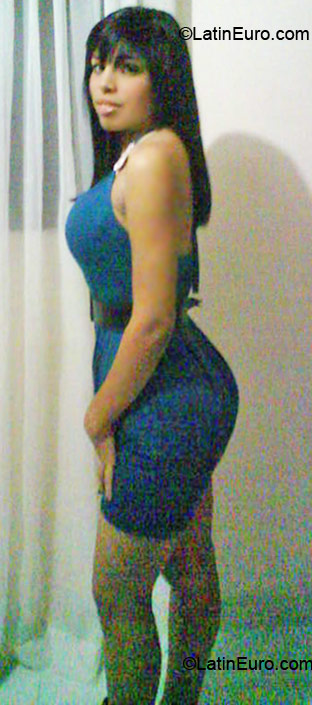 Date this beautiful Dominican Republic girl Licelot from Santo Domingo DO6848