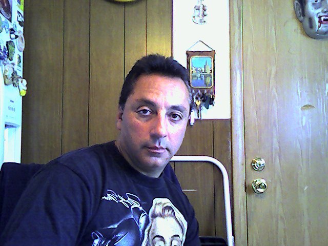 Date this sultry United States man Paulie from schaumburg US9106