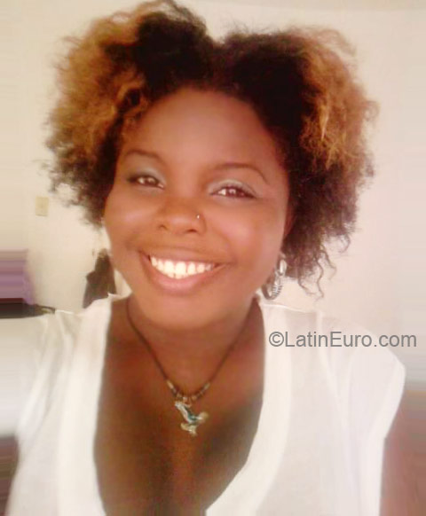 Date this delightful Jamaica girl Koffee from Montego Bay JM203