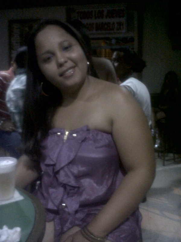 Date this delightful Dominican Republic girl Yiseny from Sfm DO6870