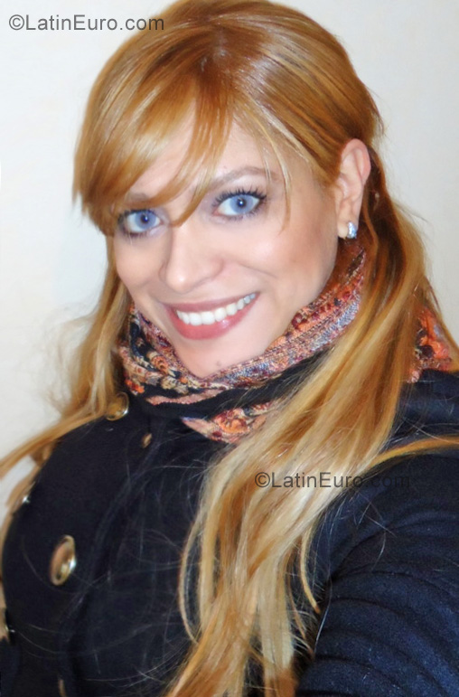 Date this athletic Brazil girl Camila from Belo Horizonte BR4836