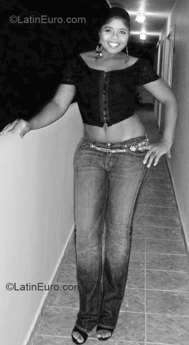 Date this young Dominican Republic girl Nelfa from Punta Cana DO6999