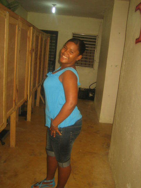 Date this hard body Dominican Republic girl Selena from Santiago DO7035