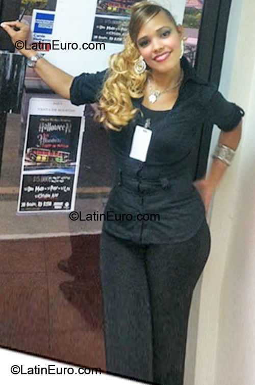 Date this tall Dominican Republic girl Carmen from Puerto Plata DO7119