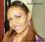 attractive Colombia girl Angela from Cali CO6839