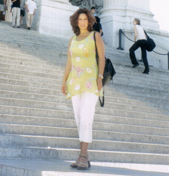 Date this exotic Peru girl Guiselle from Chiclayo PE463