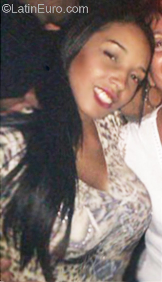 Date this funny Colombia girl Daniela from Medellin CO6688