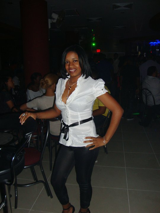Date this athletic Dominican Republic girl Franchesca from San Juan De La Maguana DO7158