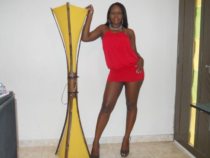 Date this tall Colombia girl Hellen from Cali CO6728