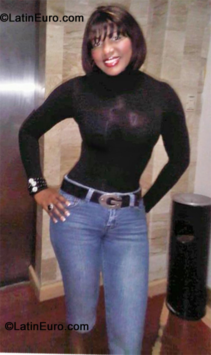 Date this young Dominican Republic girl Maribel from Santo Domingo BR5083