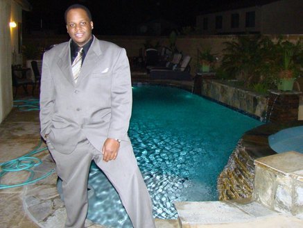 Date this athletic United States man Cecil from Hamden US9421