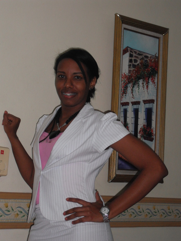 Date this athletic Dominican Republic girl Kayra from Santo Domingo DO7309