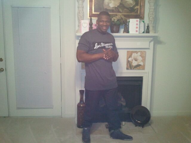 Date this charming United States man Cornell from Yazoo City US9464