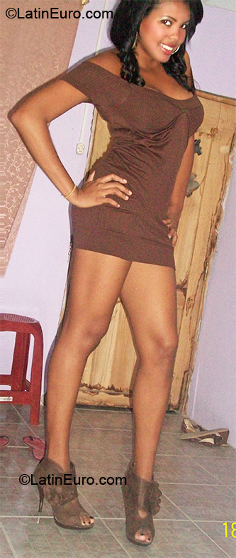 Date this athletic Ecuador girl Jennifer from Quito EC100