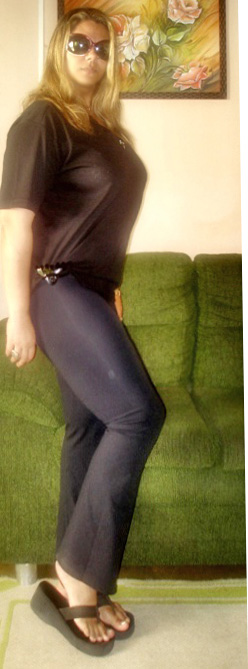 Date this nice looking Brazil girl Mariana from Rio De Janeiro BR5137