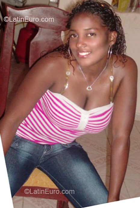 Date this georgeous Dominican Republic girl Zoraima from San Pedro De Macoris DO7396
