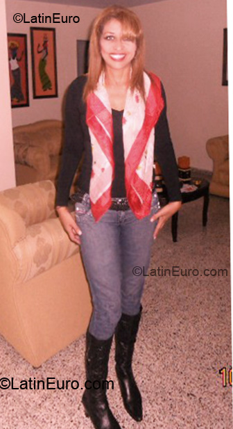 Date this delightful Colombia girl Leticia from Medellin CO6891