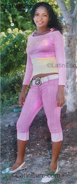 Date this lovely Brazil girl Faby from Maceio BR5229