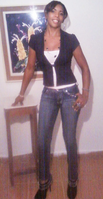 Date this happy Dominican Republic girl Carmen luisa from Santo Domingo DO7586