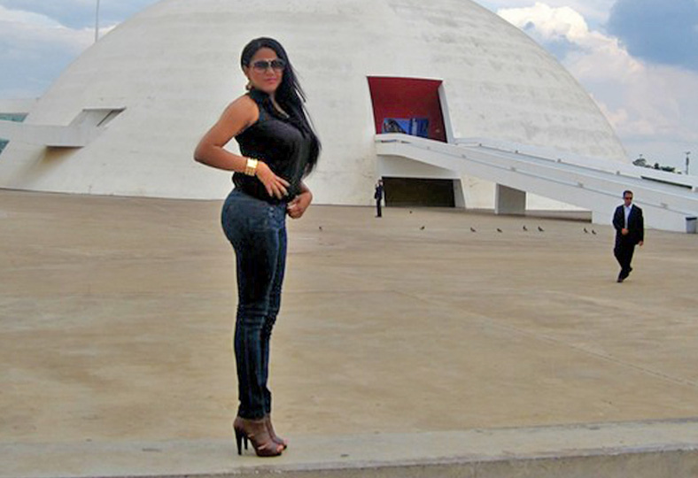 Date this lovely Brazil girl Deustsch from Rio De Janeiro BR5300