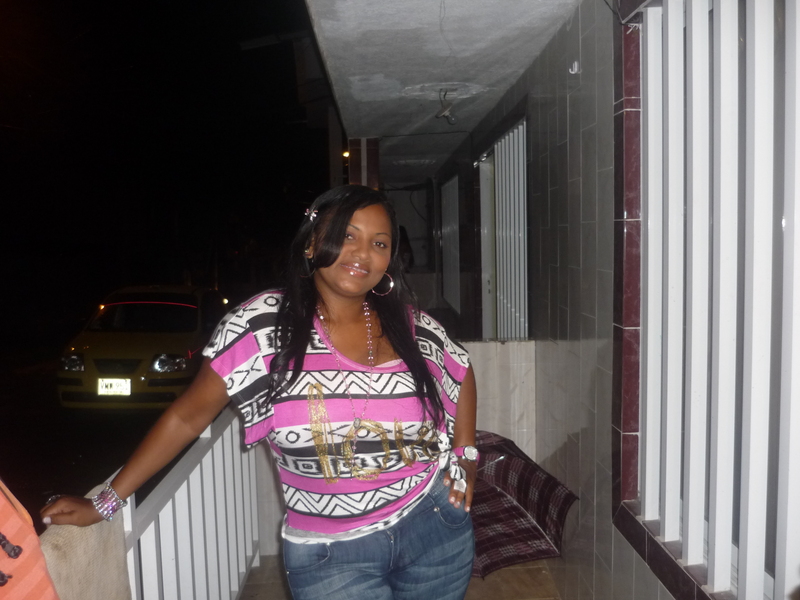 Date this cute Colombia girl Emerita from Buenaventura CO7041