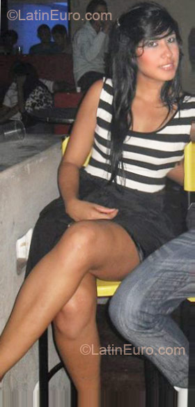 Date this charming Colombia girl Diana Lorena from Cali CO7091