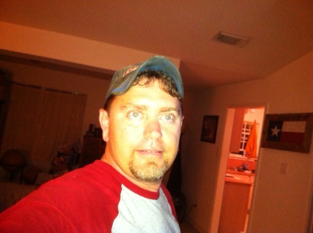 Date this athletic United States man Jbblueyz from Spicewood US9906