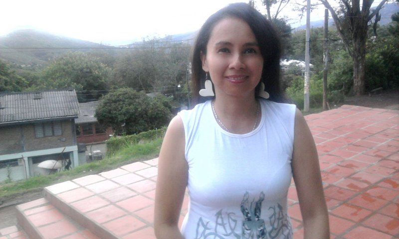 Date this funny Colombia girl Diana from Cali CO7104