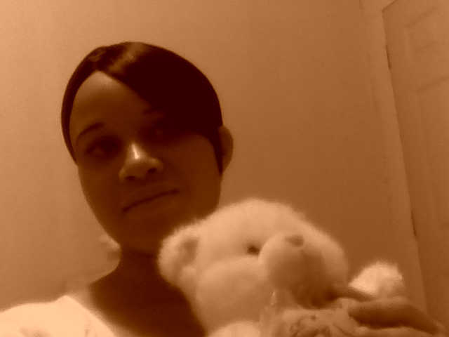 Date this georgeous Jamaica girl Shakera from Kingston JM264