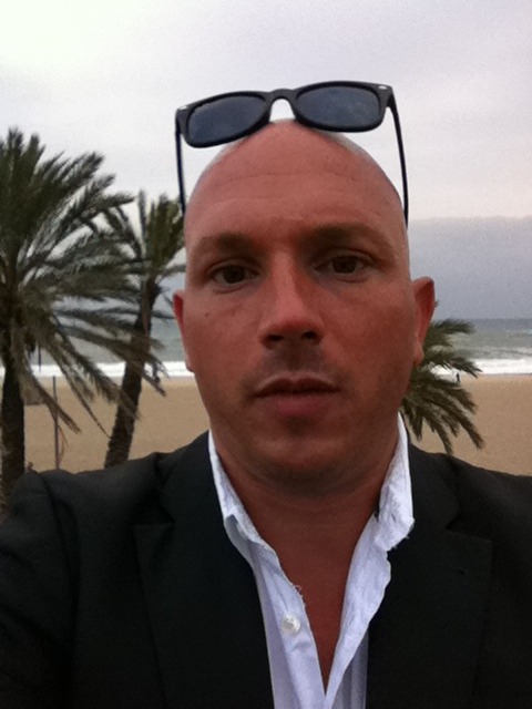 Date this young Switzerland man Ad12am12 from Zuerich CH81