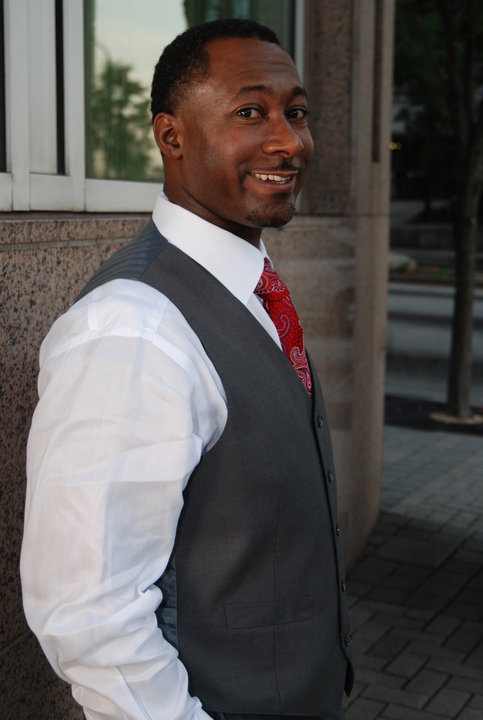 Date this happy United States man Shawn from Atlanta US10068