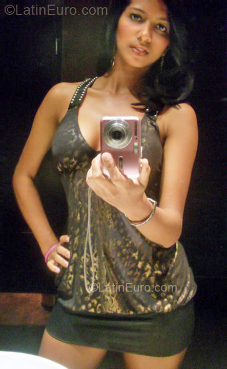 Date this fun Dominican Republic girl Dominican from Santo Domingo DO7850