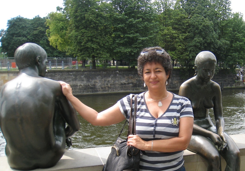 Date this beautiful Cuba girl Gisela from Havana CU16