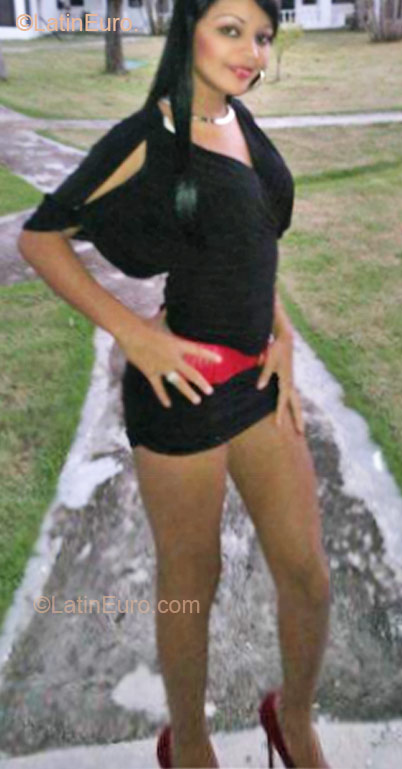 Date this gorgeous Dominican Republic girl Carolina from San Felipe DO8005