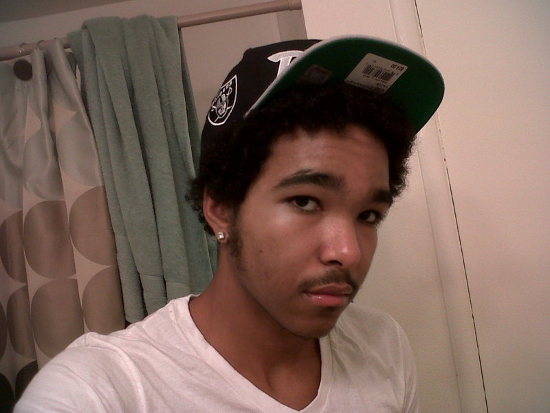 Date this happy United States man Amir1226 from Suisun City US10382