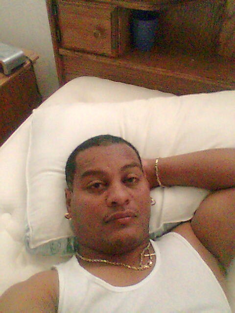 Date this hard body United States man 1vgssmiles from Las Vegas US10395