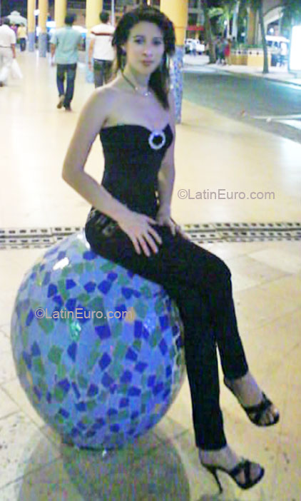 Date this tall Colombia girl Ana Isabel from Cartagena CO7302