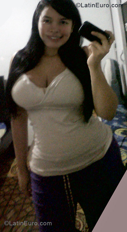 Date this tall Colombia girl Diana from Buenaventura CO7370