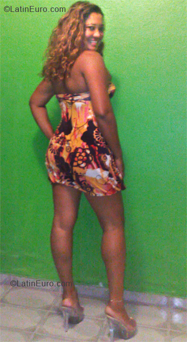 Date this fun Brazil girl Tatiana Faria from Rio De Janeiro BR5791
