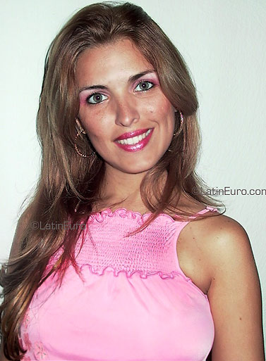 Date this hard body Spain girl Ebelise from Zaragoza ES196