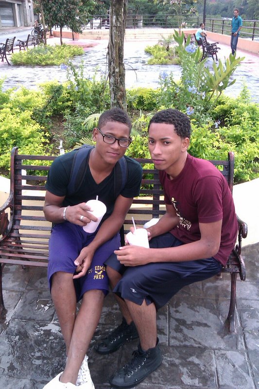 Date this georgeous Dominican Republic man Darwin from Bonao DO8333